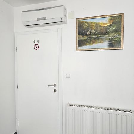 Filipovic Rent A Car & Apartments Selnica Scitarjevska ภายนอก รูปภาพ