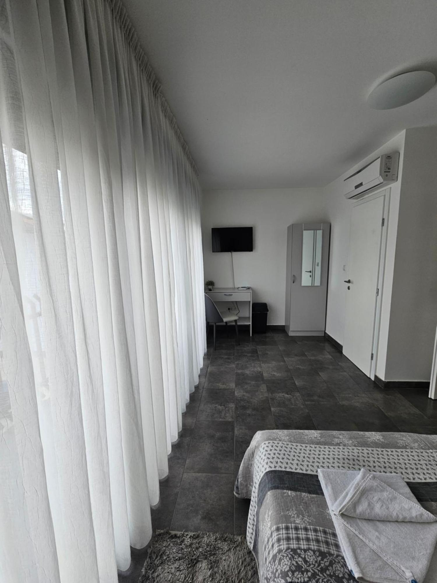 Filipovic Rent A Car & Apartments Selnica Scitarjevska ภายนอก รูปภาพ
