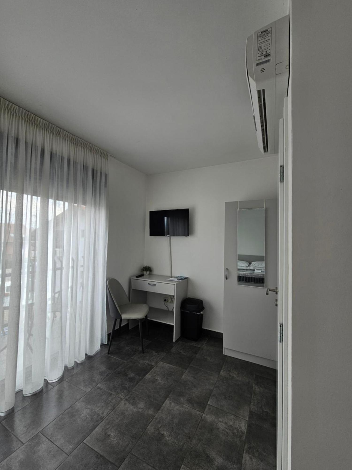 Filipovic Rent A Car & Apartments Selnica Scitarjevska ภายนอก รูปภาพ